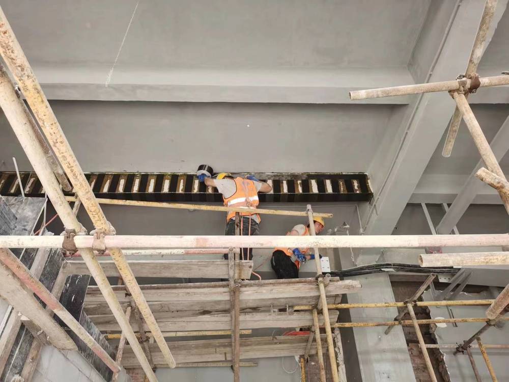 南寧廠房設(shè)計(jì)使用功能改變碳纖維布加固